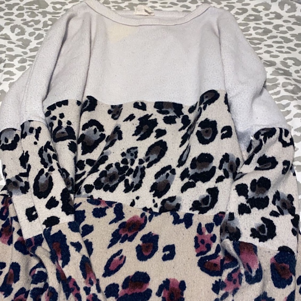 Cheeta sweater